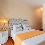 Strategic Sunset House By An Island * Santa Cruz (Madeira)