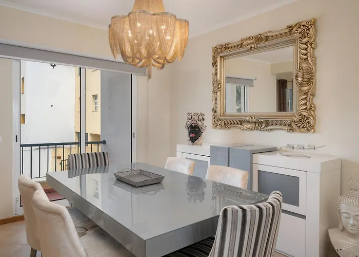 Strategic Sunset House By An Island 公寓